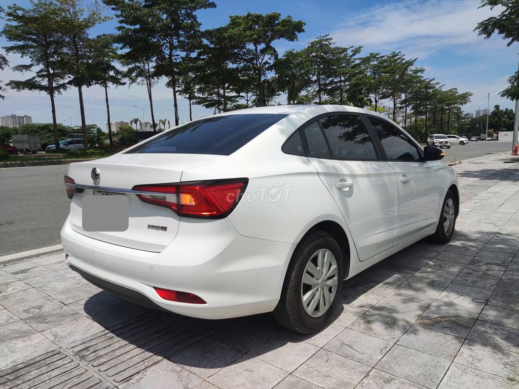 New MG5 MT sx 2024 màu trắng. Mua bán Ô tô tại Quận Thanh Xuân Hà Nội được đăng bởi Thanh Biz Nguyễn Thái Auto hình 8
