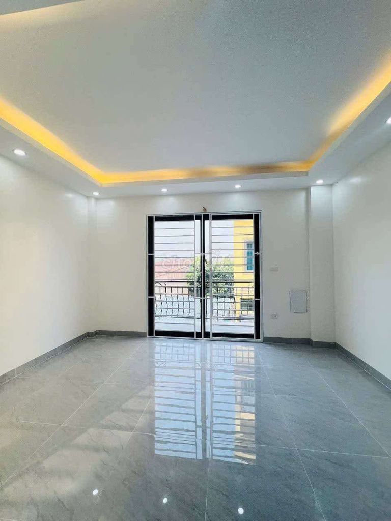 Продается дом Винь Нинь Куинь Тхань Три, Ханой, 50 м х 4 этажа