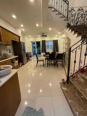 NHÀ PHỐ MEGA VILLAGE FULL NT 4PN 3WC PHÚ HỮU