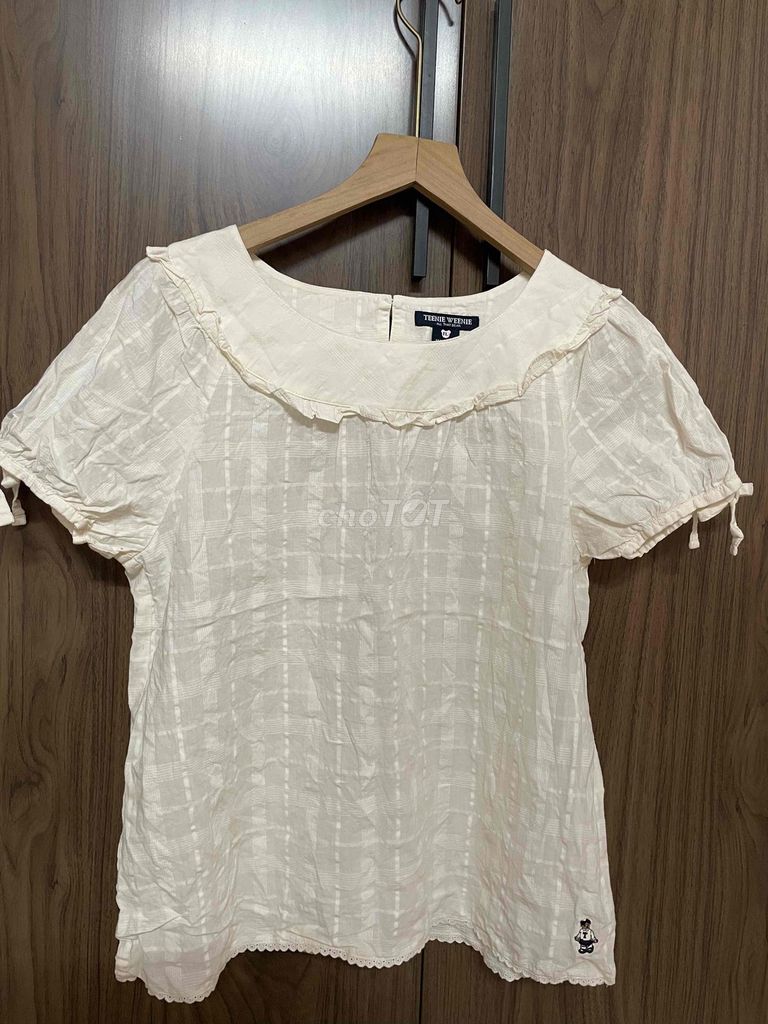 Áo blouse nữ Teenie Weenie thô đũi size L. Mua bán Quần áo tại Thành phố Huế Thừa Thiên Huế được đăng bởi Lee Min Kuyoung hình 1