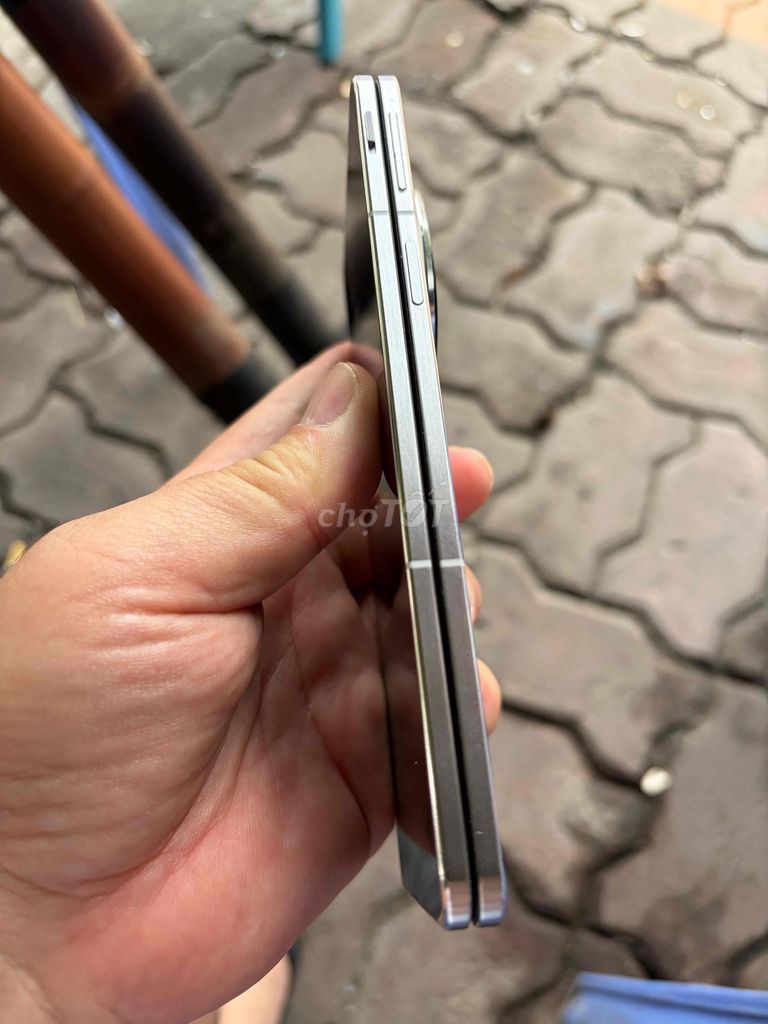 Oppo Find N5 Trắng 512GB - Còn Bảo Hành. Mua bán Điện thoại tại Quận Hoàng Mai Hà Nội được đăng bởi Hoàng hình 1
