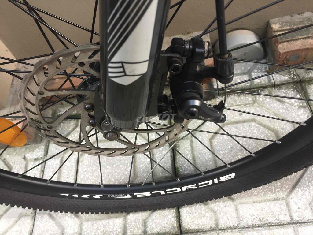 Xe đạp thể thao LIMITRACING-S200 mới đẹp( vành 26). Mua bán Xe đạp tại Quận Hoàn Kiếm Hà Nội được đăng bởi Kiệm hình 3