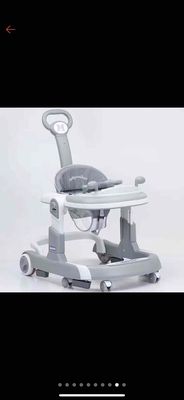 xe tập đi cho bé có điều chỉnh độ nghiêng. Mua bán Mẹ và bé tại Quận 8 Tp Hồ Chí Minh được đăng bởi thu trang