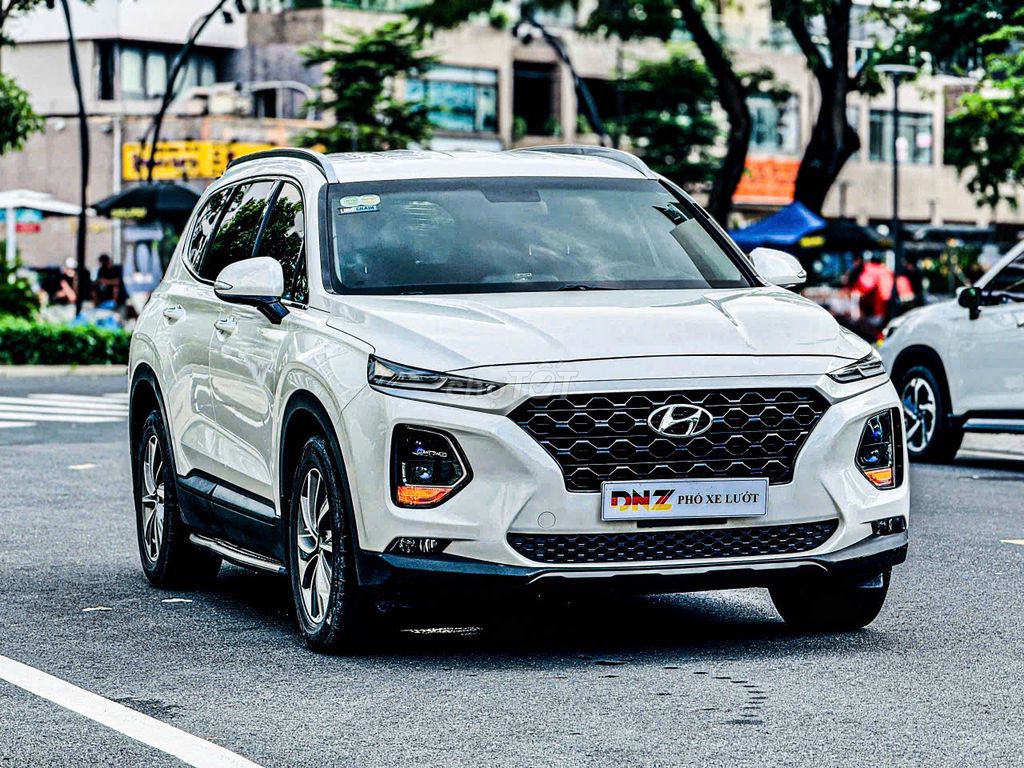 Hyundai Santa Fe 2021 2.2 Dầu đặc biệt - 74000 km. Mua bán Ô tô tại Quận 7 Tp Hồ Chí Minh được đăng bởi JENNIE hình 1