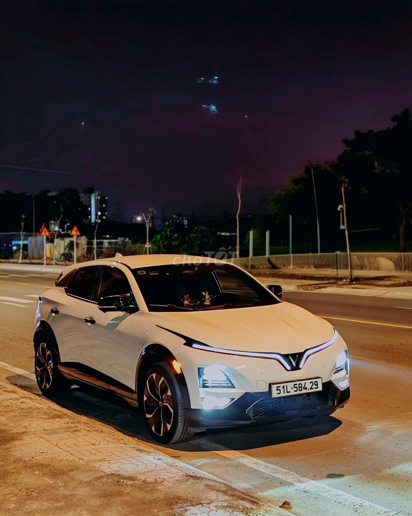 VINFAST VF6 PLUS 2024 - 36 тыс. км, макс. комплектация + 50 млн тюнинга