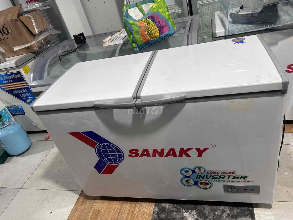 tủ đông sanaky 300 lít inverter