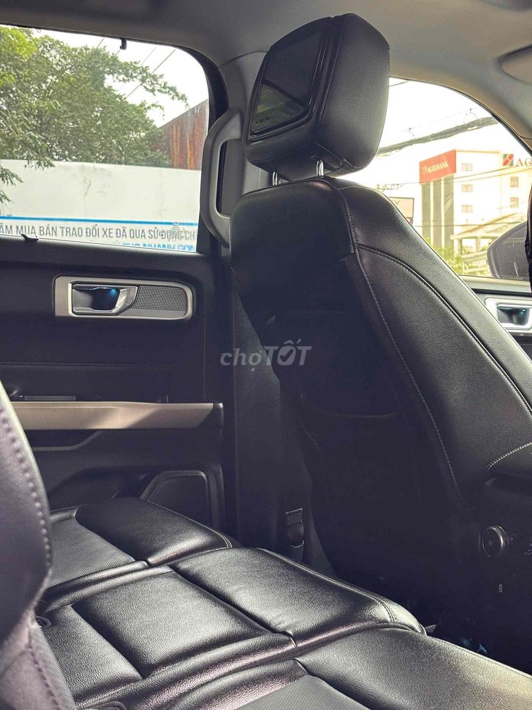 Ford Explorer Đỏ 7 chỗ SUV. Mua bán Ô tô tại Thành phố Thủ Đức Tp Hồ Chí Minh được đăng bởi hưng xe cũ hình 6