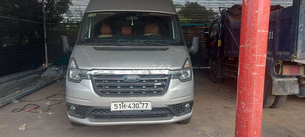 Ford Transit SVP Standard sản xuất năm 2022. Mua bán Ô tô tại Quận 8 Tp Hồ Chí Minh được đăng bởi PHAMDUNG hình 1