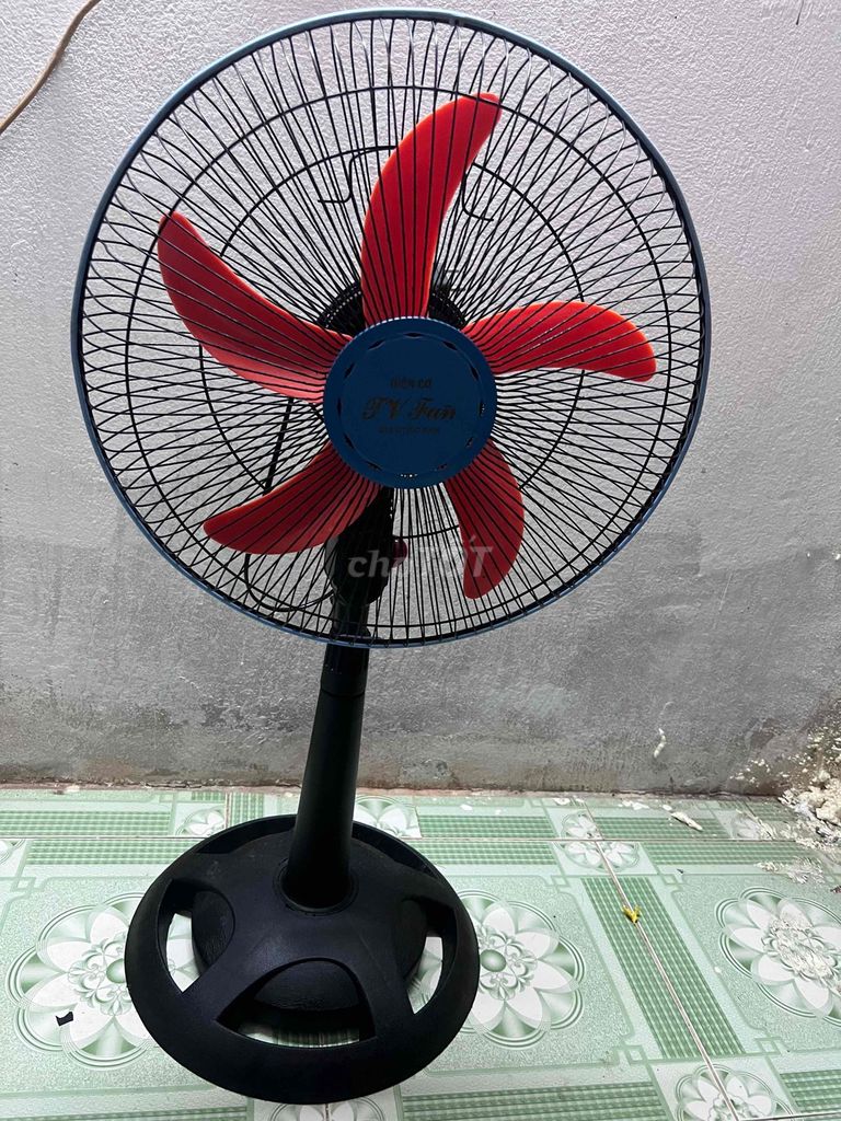 Quạt đứng Senko Đen đỏ. Mua bán Quạt tại Quận Cái Răng Cần Thơ được đăng bởi sang nguyễn  hình 1