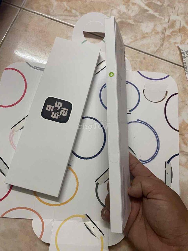 Apple Watch SE 2 Starlight Mới 100%. Mua bán Thiết bị đeo thông minh tại Quận 4 Tp Hồ Chí Minh được đăng bởi Minh Minh hình 1