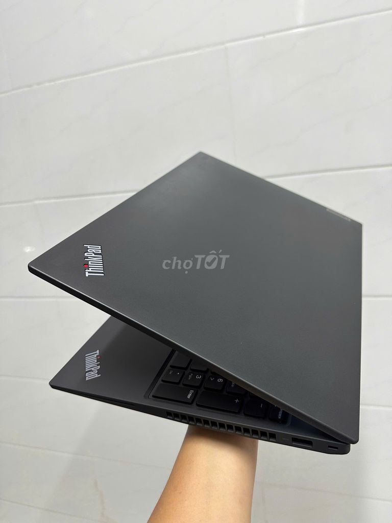 Thinkpad T16 i7-1260P 16GB/512GB 16 inch FHD+. Mua bán Laptop tại Quận Tân Bình Tp Hồ Chí Minh được đăng bởi Nguyễn Phi triều hình 1