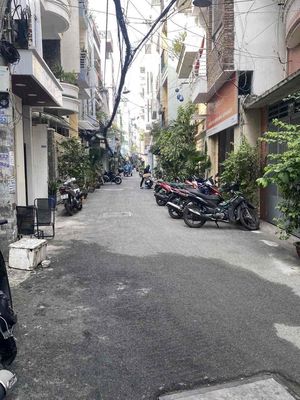 Nhà phố 46 m² · 3 PN · Đường Lê Hồng Phong