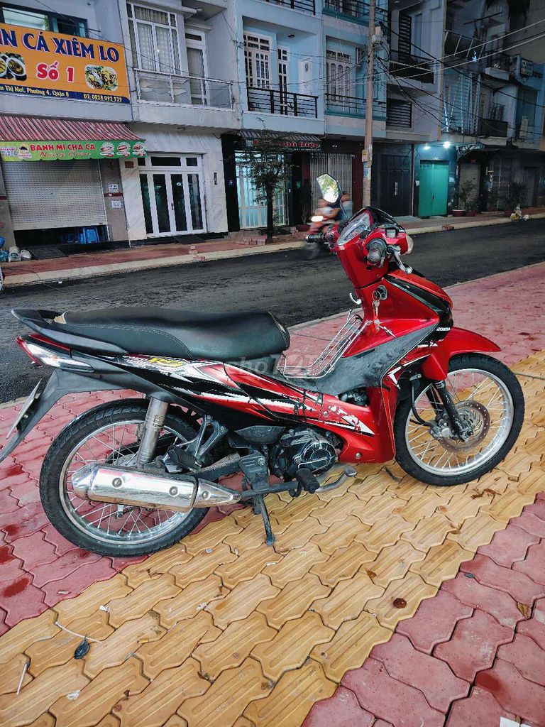 Wave rsx 110 giấy tờ đầy đủ. 
#xe sạch sẻ. Mua bán Xe máy tại Quận 8 Tp Hồ Chí Minh được đăng bởi Phong Nguyễn Thanh hình 8