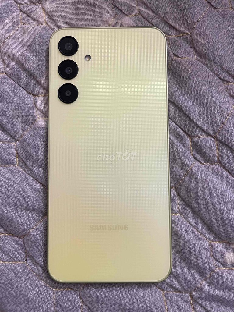 Samsung Galaxy A25 Vàng, 128GB, Đã Sử Dụng. Mua bán Điện thoại tại Quận Long Biên Hà Nội được đăng bởi Thịnh Nguyễn hình 1