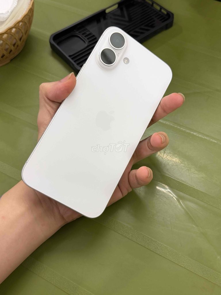 Apple iPhone 16 Plus 128GB Trắng 99%. Mua bán Điện thoại tại Quận Ba Đình Hà Nội được đăng bởi CôngGermany hình 1