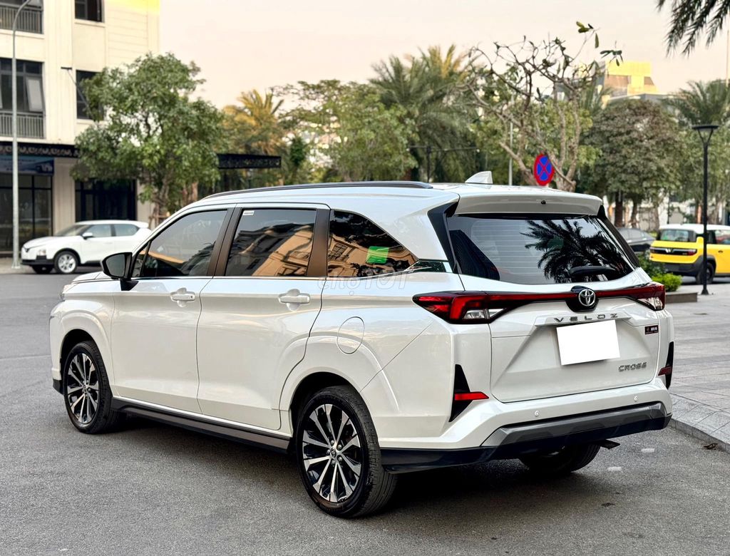 Veloz Cross 1.5TOP 2022 màu trắng zin. Mua bán Ô tô tại Quận Gò Vấp Tp Hồ Chí Minh được đăng bởi 067 Hằng hình 4