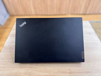 Lenovo ThinkPad E15 Gen 2 15" i5/8G/256GB likenew