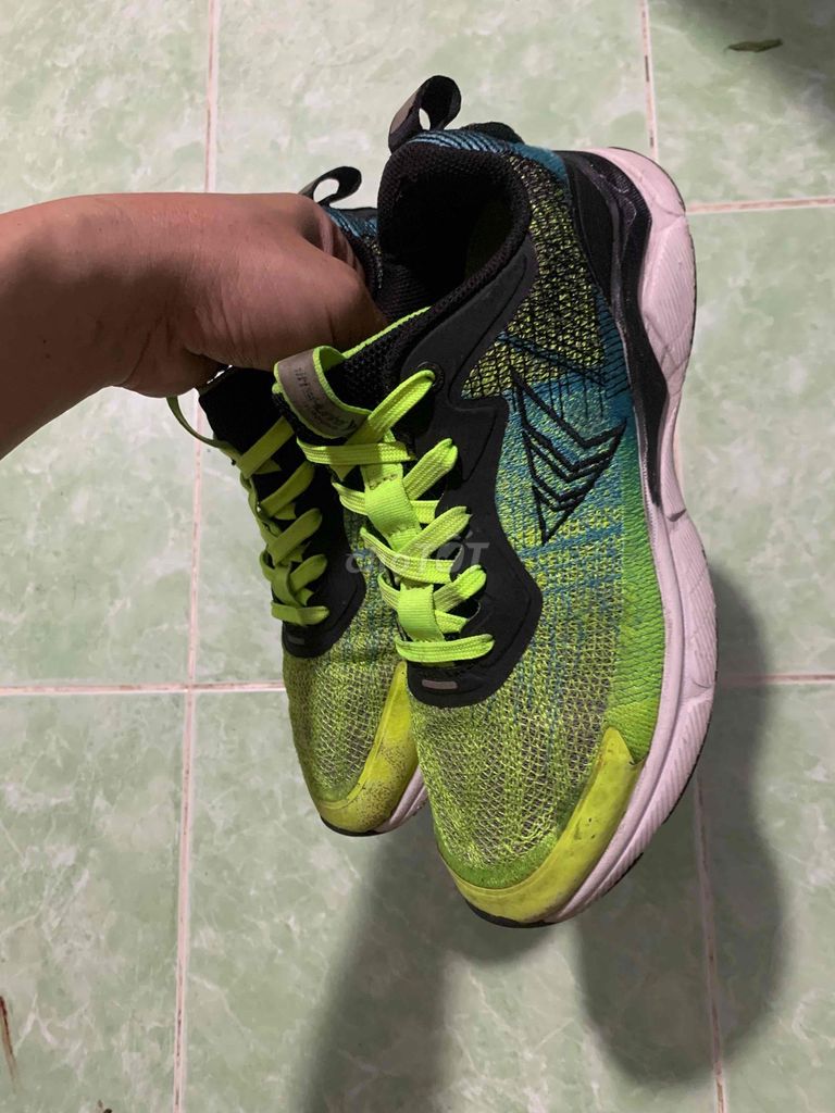bitis hunter size 39 dòng cao cấp cua bitis. Mua bán Giày dép tại Quận 11 Tp Hồ Chí Minh được đăng bởi gau iu hình 1