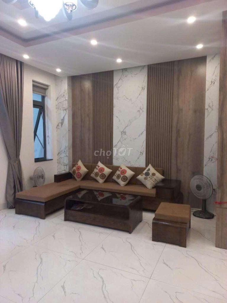 Cần bán  căn nhà 3 tần  khu tái định cư loa bông xả hoà tiến. Mua bán nhà ở tại Huyện Hòa Vang Đà Nẵng được đăng bởi Hữu Thuận Bđs hình 2