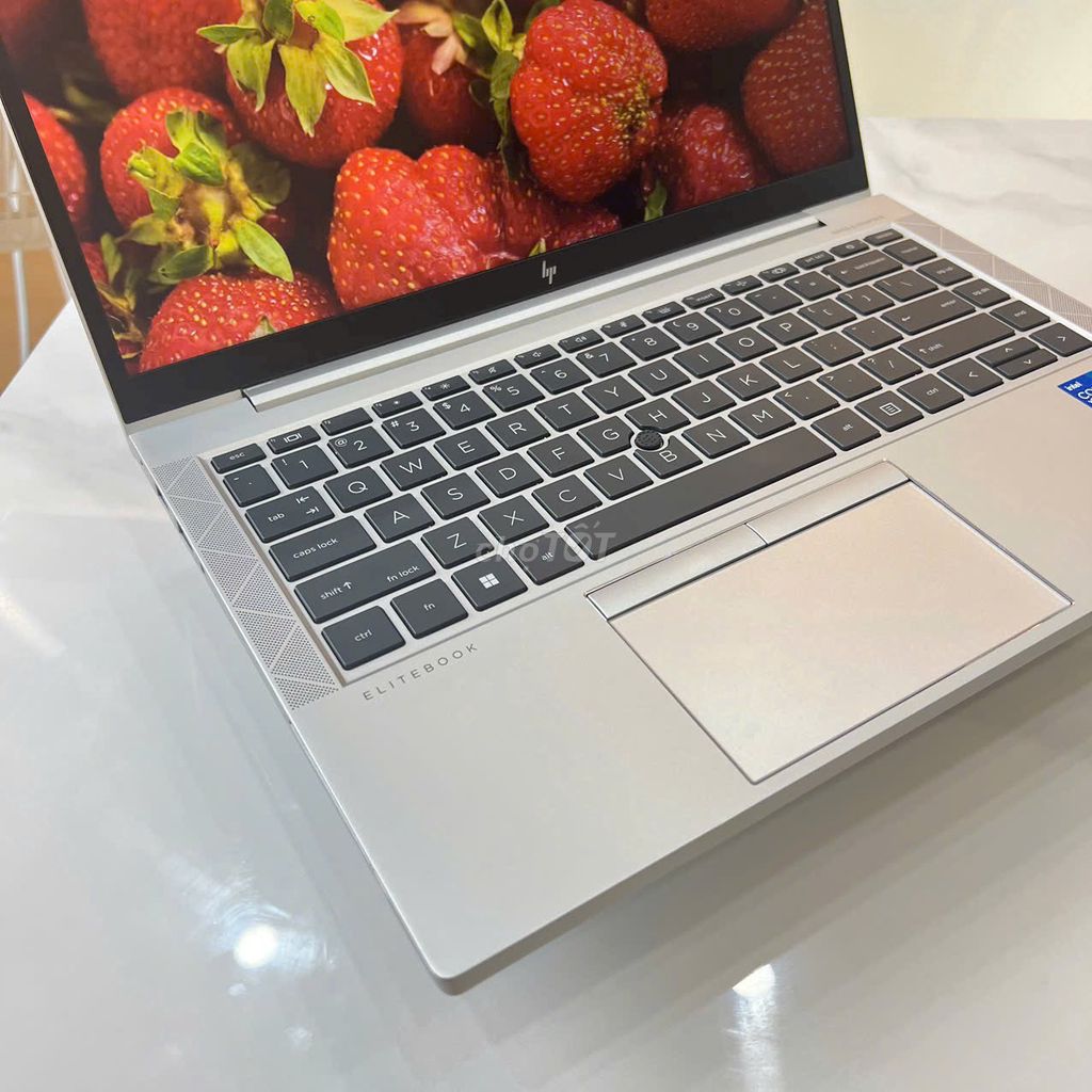 Laptop HP 840 G8 dòng doanh nhân cao cấp full nhôm