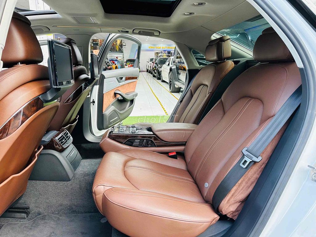 Audi A8 Model 2017 3.0T Quattro. Mua bán Ô tô tại Quận 8 Tp Hồ Chí Minh được đăng bởi Hồng Phúc hình 3