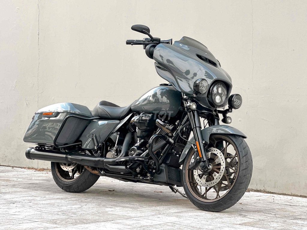 PhúcLaiMotor_Bán HD StreetGlide ST. Mua bán Xe máy tại Quận Long Biên Hà Nội được đăng bởi Nguyễn Thanh Phúc hình 1