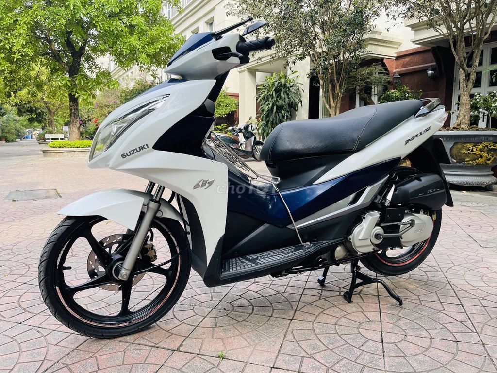 SUZUKI IMPULSE 125FI MÀU TRẮNG CHÍNH CHỦ. Mua bán Xe máy tại Quận Cầu Giấy Hà Nội được đăng bởi VIỆT ANH hình 5