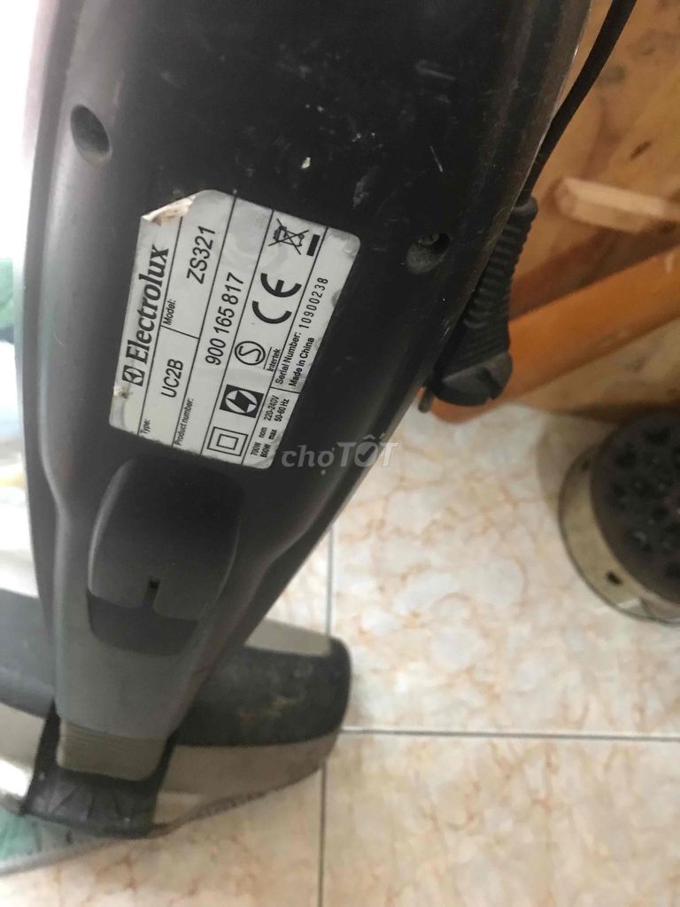 MÁY HÚT BỤI ELECTROLUX CÓ DÂY. Mua bán Nội thất, đồ gia dụng khác tại Quận Tân Phú Tp Hồ Chí Minh được đăng bởi Nguyenngocphuoc hình 1