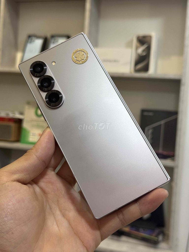 Samsung Z Fold 6 256GB Bạc 98%. Mua bán Điện thoại tại Quận 3 Tp Hồ Chí Minh được đăng bởi Trịnh Quang Linh hình 1