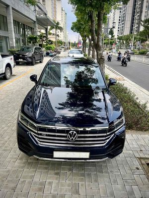 Volkswagen Touareg 2023 Luxury - 34000 km. Mua bán Ô tô tại Thành phố Thủ Đức Tp Hồ Chí Minh được đăng bởi Xuân Bách hình 1