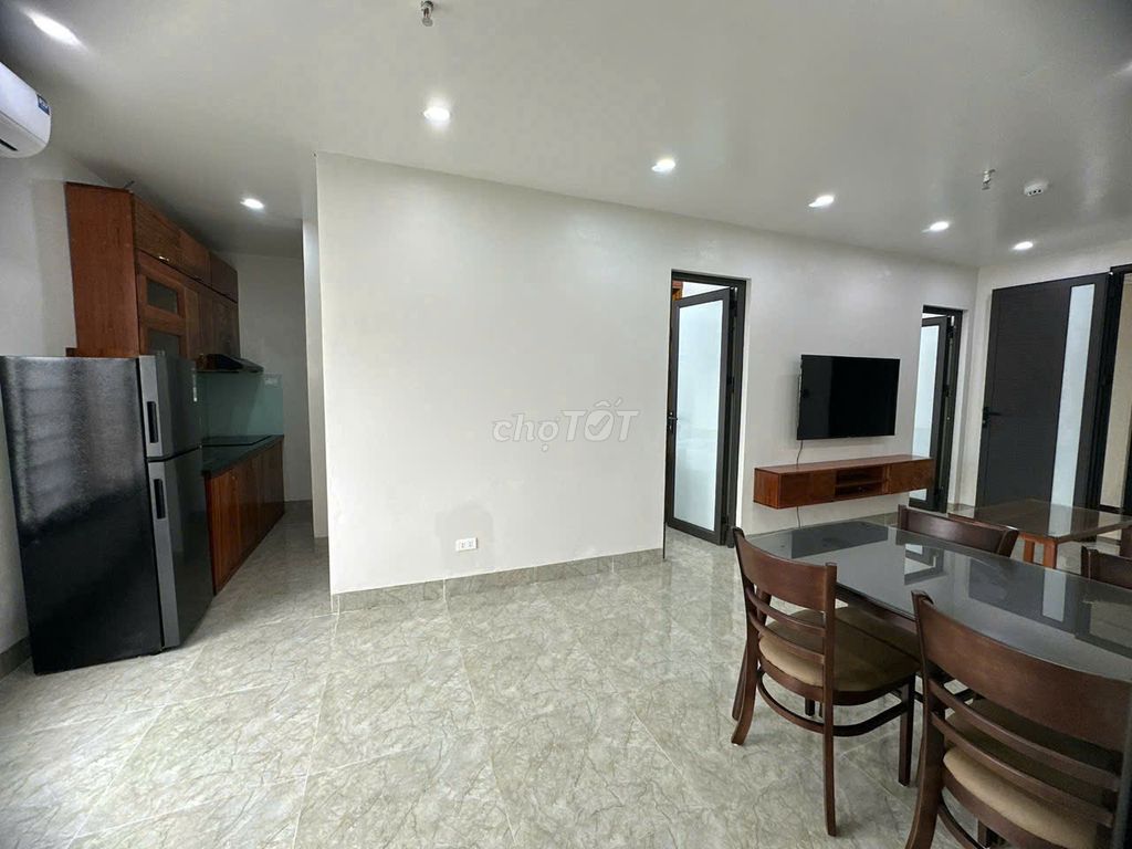 2-комнатная квартира в аренду, роскошная мебель в 32 Cau Quoc, до Vinsmart 1 км