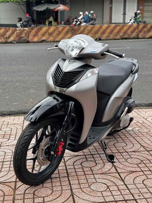 Thanh Lý Shmode 2020 ABS  Fom Cũ Chuẩn Zin Cọp. Mua bán Xe máy tại Thành phố Buôn Ma Thuột Đắk Lắk được đăng bởi Cửa Hàng Xe Máy 297 Nguyễn văn cừ