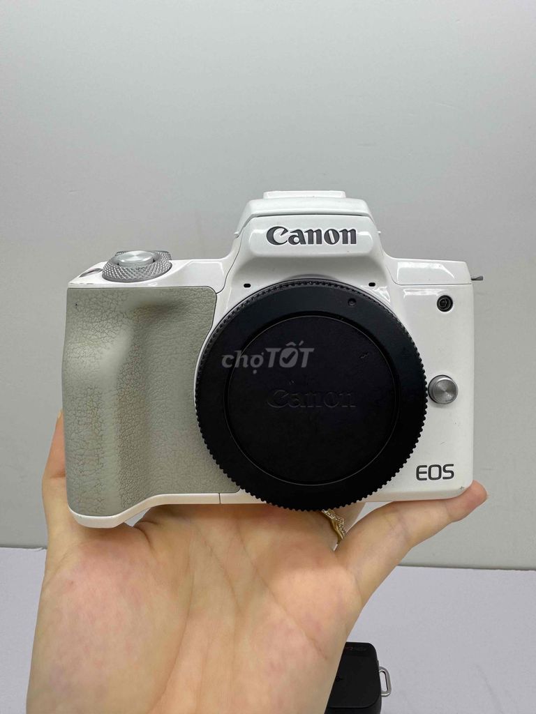 Canon M50 + 15-45