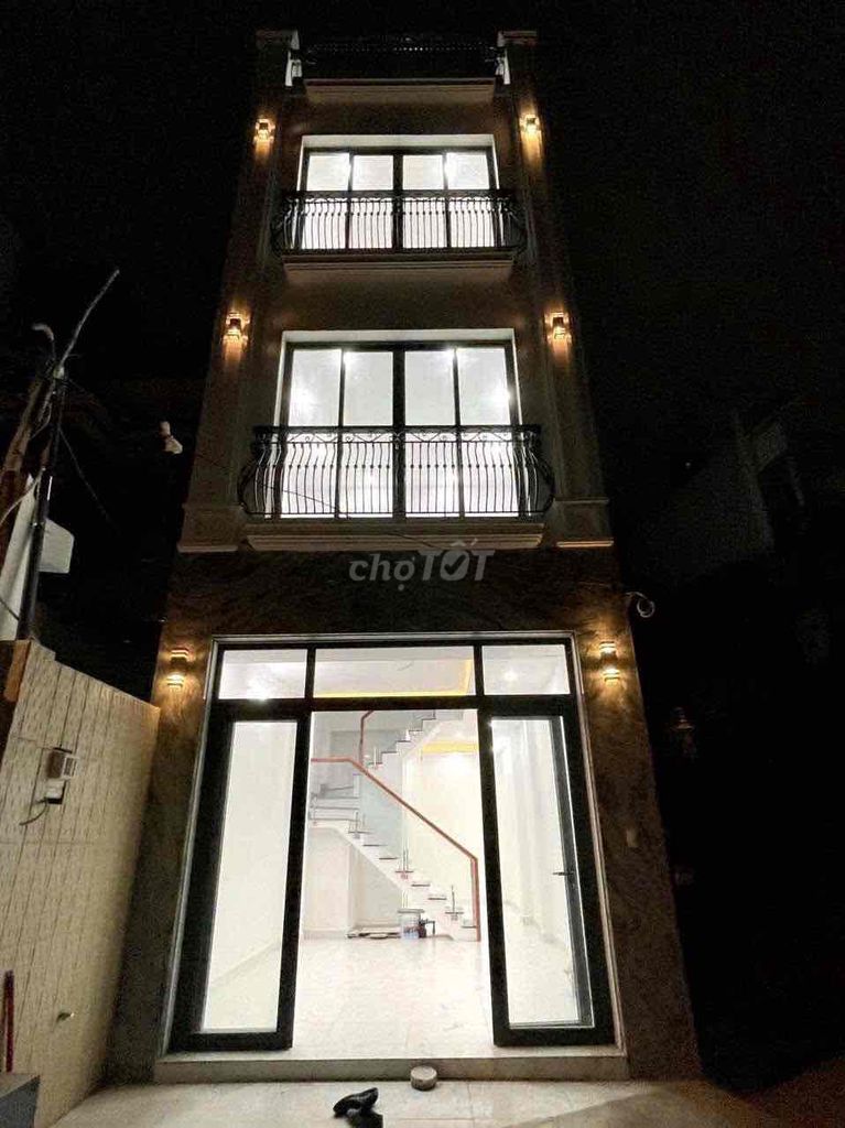 Аренда · 5 комн. · 160 м² · Quận Gò Vấp, ул. Đường Nguyễn Văn Lượng