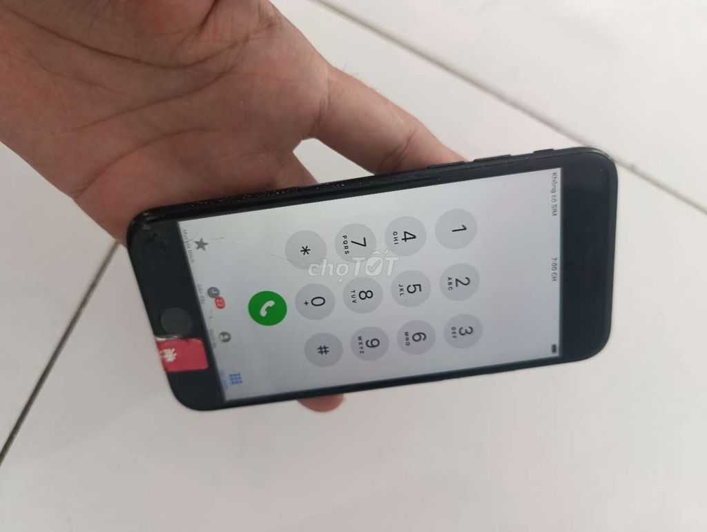 Iphone 7 q.tế 32G zin full nứt nhẹ. Mua bán Điện thoại tại Quận Bình Tân Tp Hồ Chí Minh được đăng bởi Mr Zui 18 tuổi rưỡi hình 1