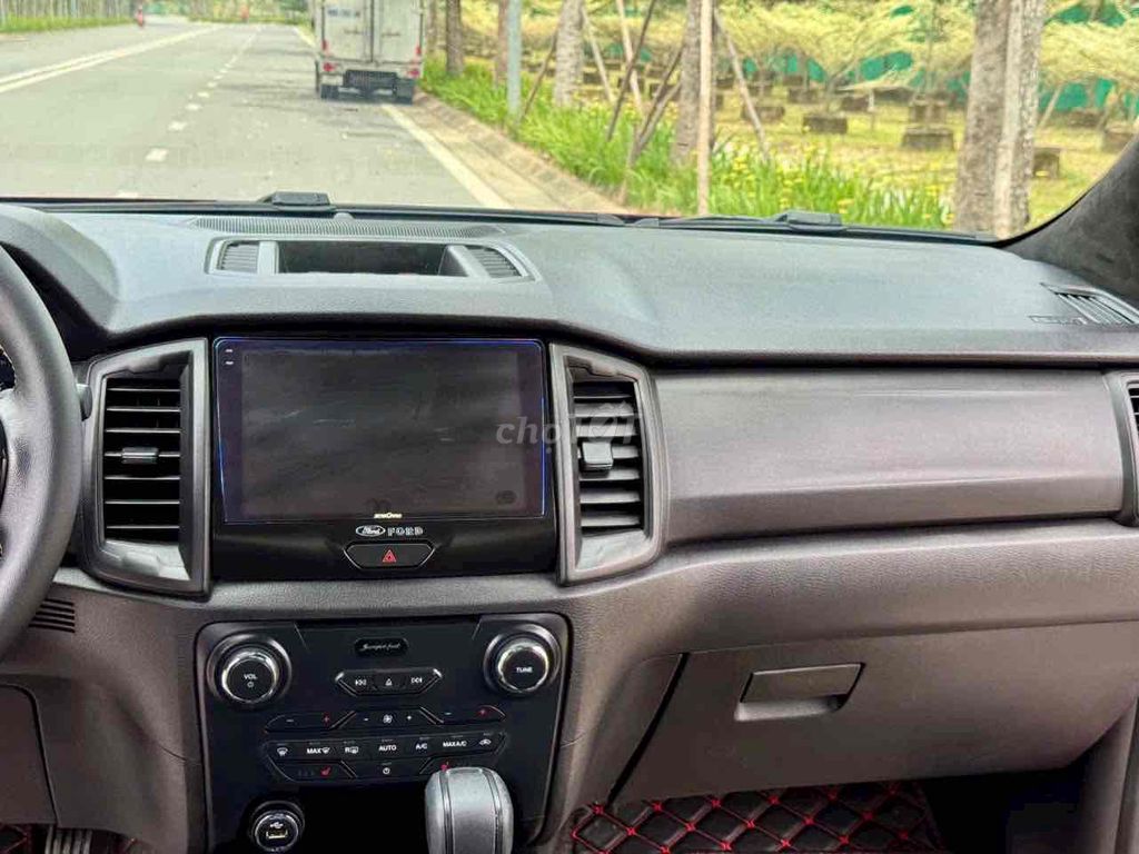 Ford Ranger 2019 XLS 2.2L 4x2 MT - 80000 km. Mua bán Ô tô tại Quận Hà Đông Hà Nội được đăng bởi gia huy hình 11
