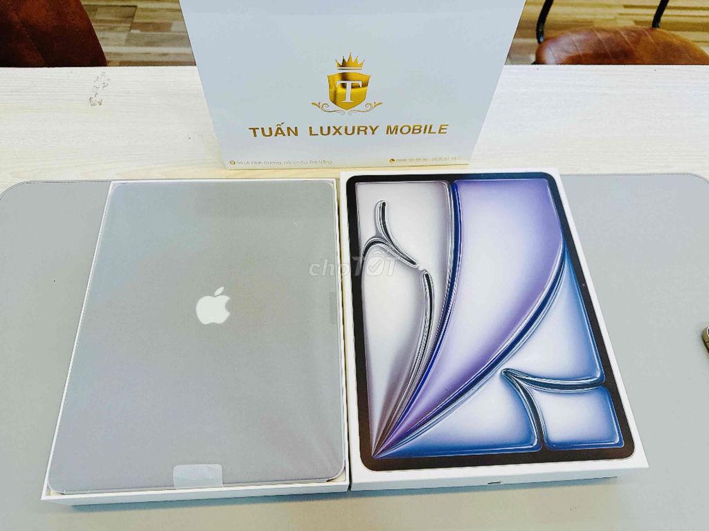 iPad Air 7 M3 13in 128G Wifi new openbox BH 12T. Mua bán Máy tính bảng tại Quận Hải Châu Đà Nẵng được đăng bởi Hoàng Anh Tuấn hình 1