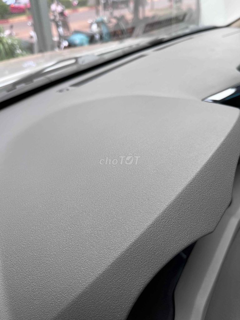 Toyota Fortuner 2012 2.7V 4x4 AT - 120000 km. Mua bán Ô tô tại Thị Xã Buôn Hồ Đắk Lắk được đăng bởi Nguyễn Tiến Đạt hình 10