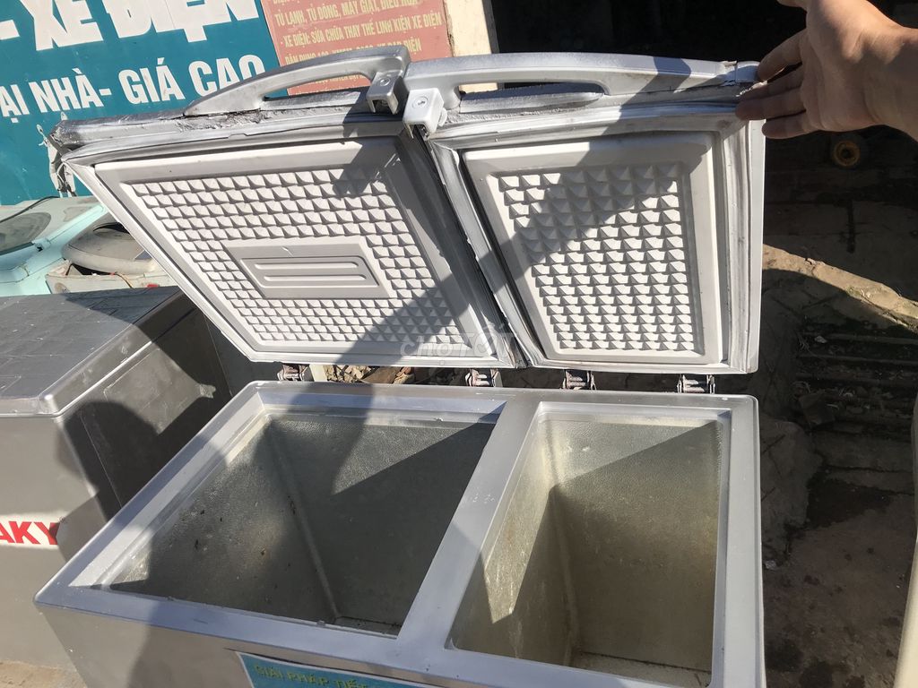 Tủ đông Sanaky 150L ngăn đá và mát. Mua bán Tủ lạnh tại Quận Đống Đa Hà Nội được đăng bởi Máy giặt Tủ lạnh sinh viên hình 1