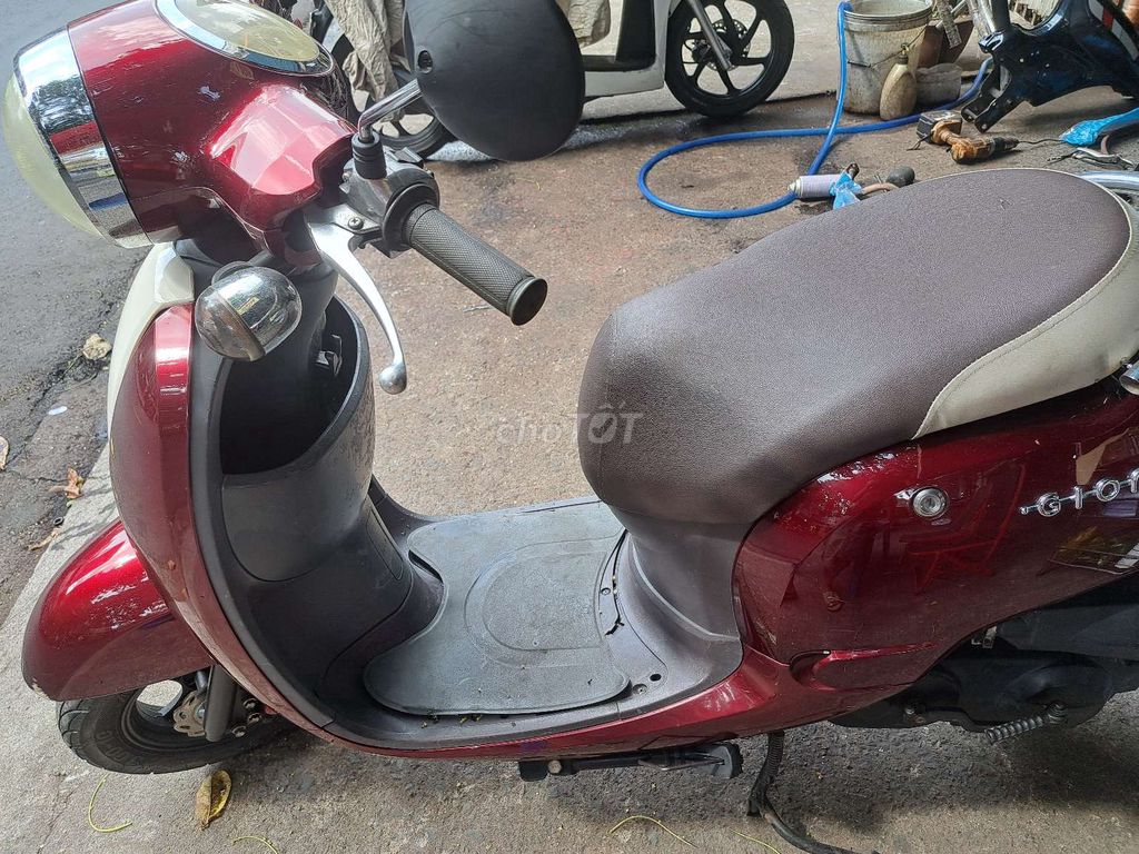 dư dùng cần bán xe tay ga 50. Mua bán Xe máy tại Quận Bình Thạnh Tp Hồ Chí Minh được đăng bởi Phandinhhung hình 3