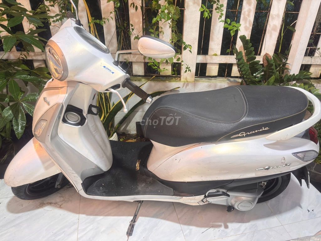 Grande Hybrid 2019 phiên bản giới hạn, đi 24,941km. Mua bán Xe máy tại Thành phố Thuận An Bình Dương được đăng bởi Thu Hoa Nguyen hình 1