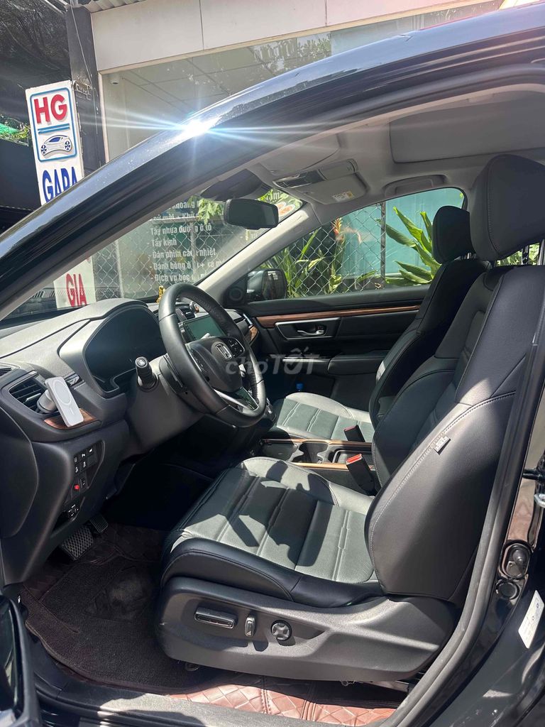 Honda CR V L-Sensing Sx 12/2022 Odo 19.000 km Lướt. Mua bán Ô tô tại Quận 8 Tp Hồ Chí Minh được đăng bởi Hiếu Trần hình 7