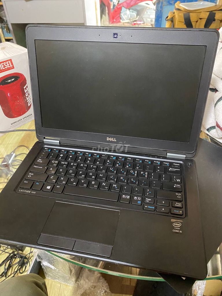 Dell Latitude 7250 i5 14 inch thanh lý rẻ nghỉ. Mua bán Laptop tại Huyện Trà Ôn Vĩnh Long được đăng bởi maximura hình 1