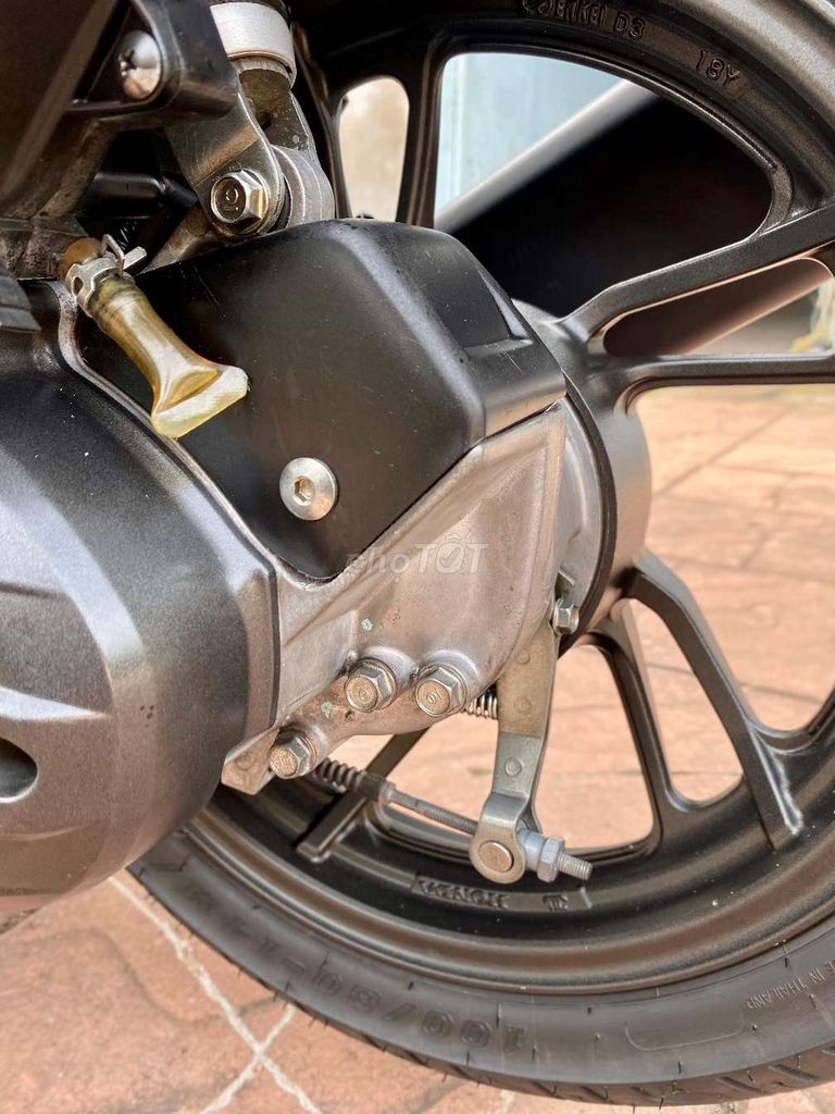 VARIO 150i 2018 nhập indo màu Bạc Nhám Máy Zin. Mua bán Xe máy tại Quận Ninh Kiều Cần Thơ được đăng bởi Xe Máy TÂN LIÊN HƯNG 1 91B hình 11