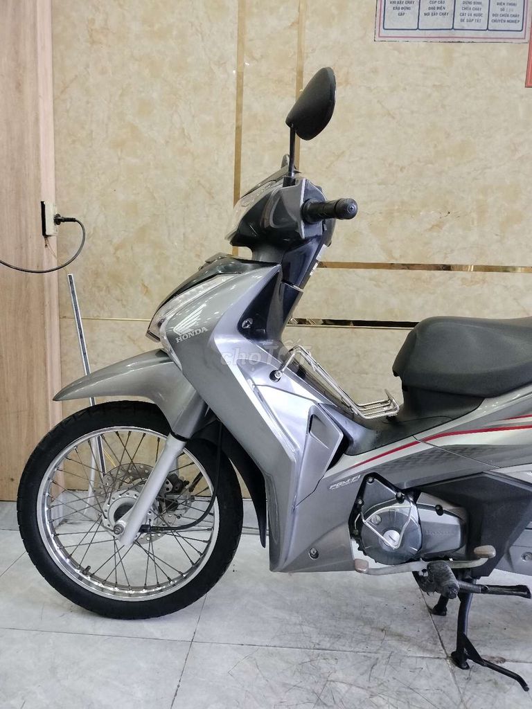 Honda Future Led FI конец 2018, госномер 72, отличное состояние
