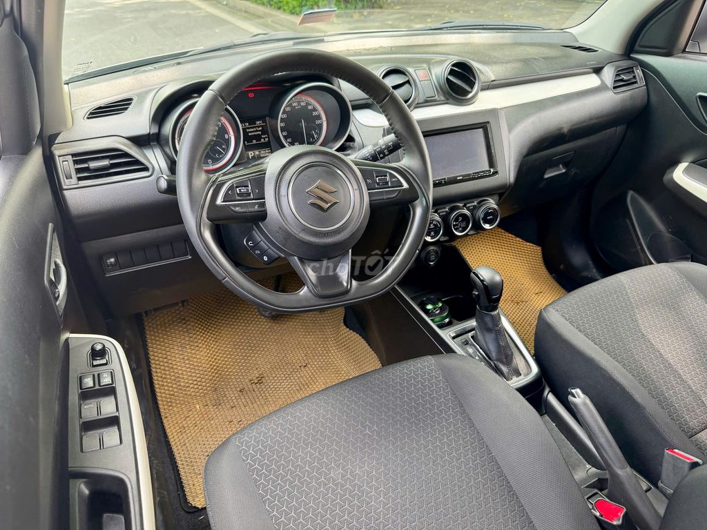 Suzuki Swift 2019 GLX 1.2 AT - 50000 km. Mua bán Ô tô tại Quận Cầu Giấy Hà Nội được đăng bởi Hùng Eco Auto hình 11