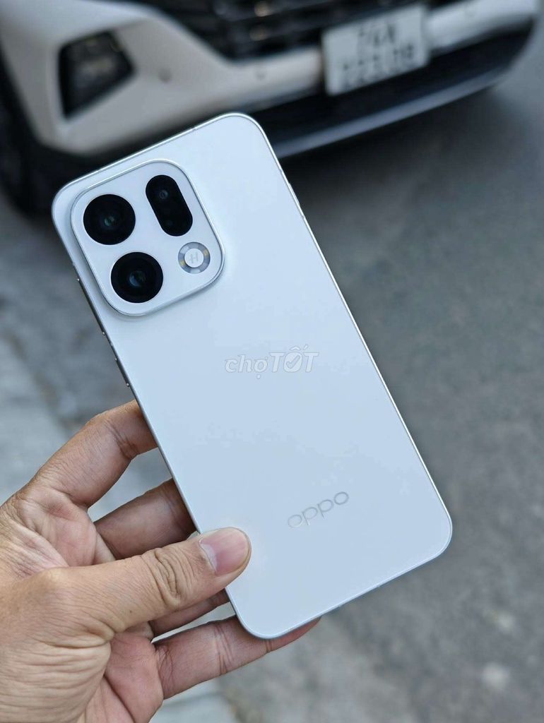 Oppo Find X9 trắng đẹp 99% bán hoặc đổi. Mua bán Điện thoại tại Quận Hải Châu Đà Nẵng được đăng bởi Nguyễn Hưng hình 1
