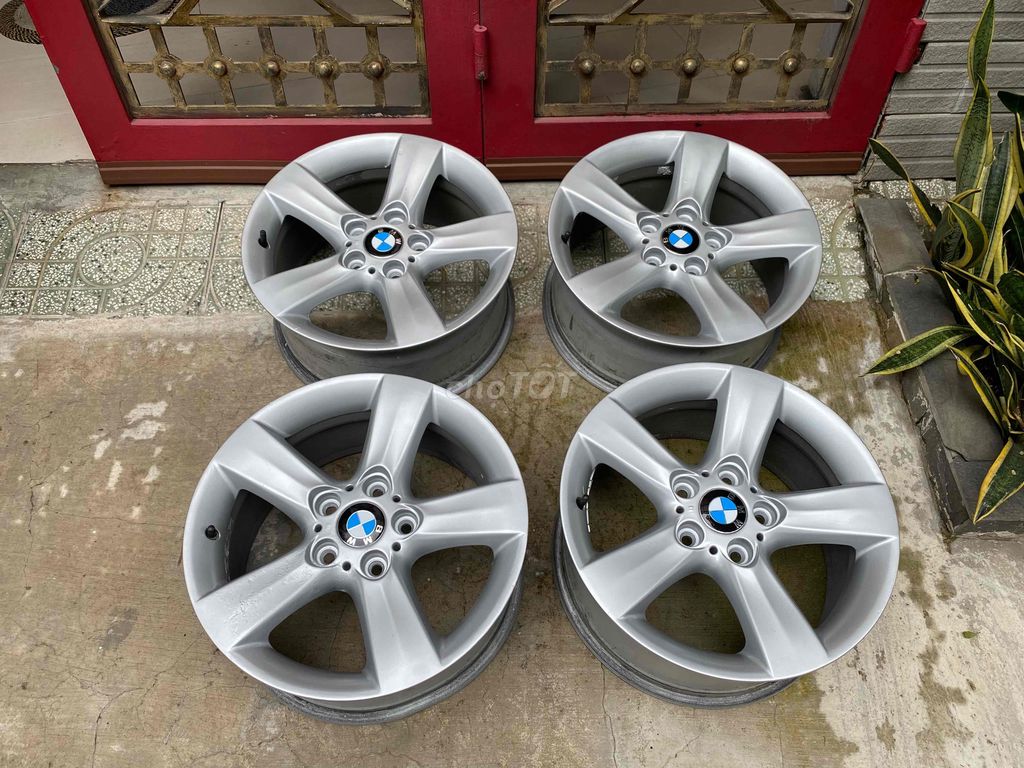 Bộ mâm zin 17” BMW 325i E46