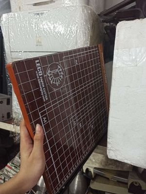 Thanh lí bàn cắt giấy cho ae thợ chuyên. Mua bán Đồ chuyên dụng, Giống nuôi trồng tại Quận Gò Vấp Tp Hồ Chí Minh được đăng bởi Đồ Củ Thanh Lý