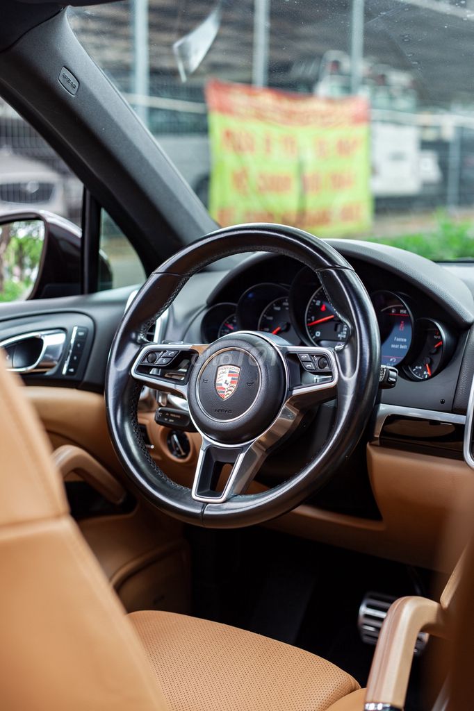Porsche Cayenne 3.0 V6 Platinum 2017 Nâu. Mua bán Ô tô tại Thành phố Thủ Đức Tp Hồ Chí Minh được đăng bởi H2T Auto hình 15